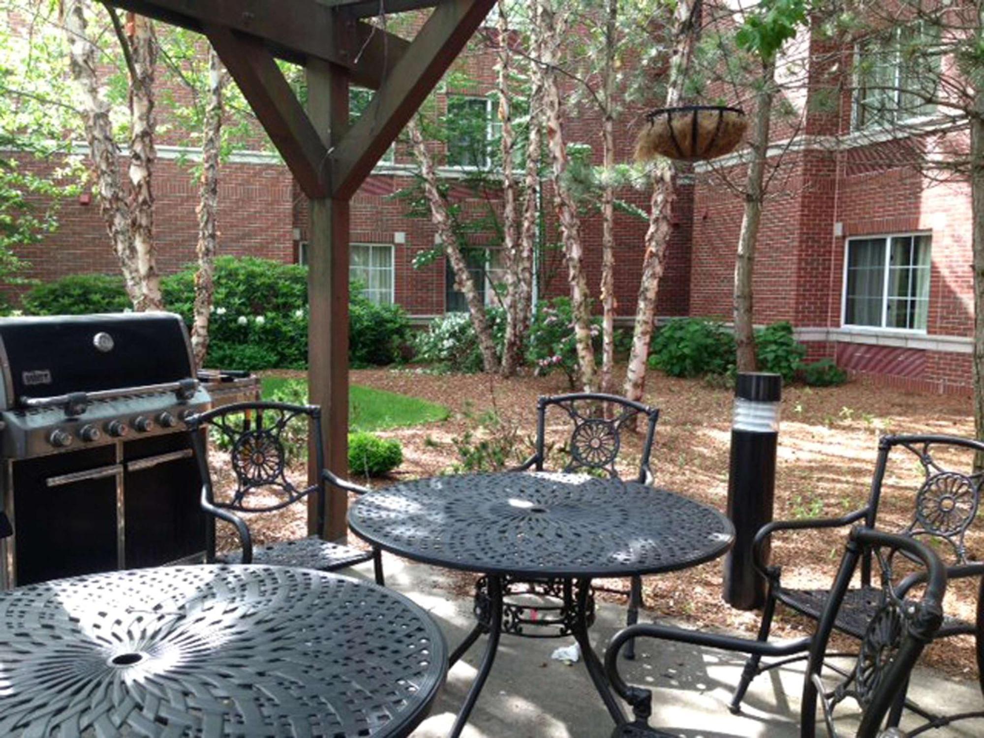Extended Stay America Suites - Boston - Waltham - 32 4Th Ave Exteriör bild